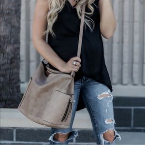 Stella Pocket Hobo